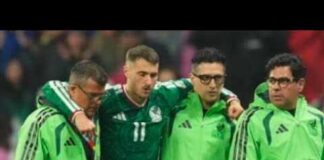 Santiago Giménez Suffers Horrific Ankle Injury vs England | Mexico Santiago | FIFA World Cup 2026